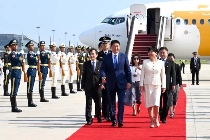 CHINA-TIANJIN-MONGOLIAN PRESIDENT-ARRIVAL-Xinhua 31-8-2025
