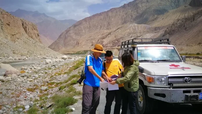 China-Pakistan-Karakoram Highway-Disaster-Prevention-Xinhua-29-10-25